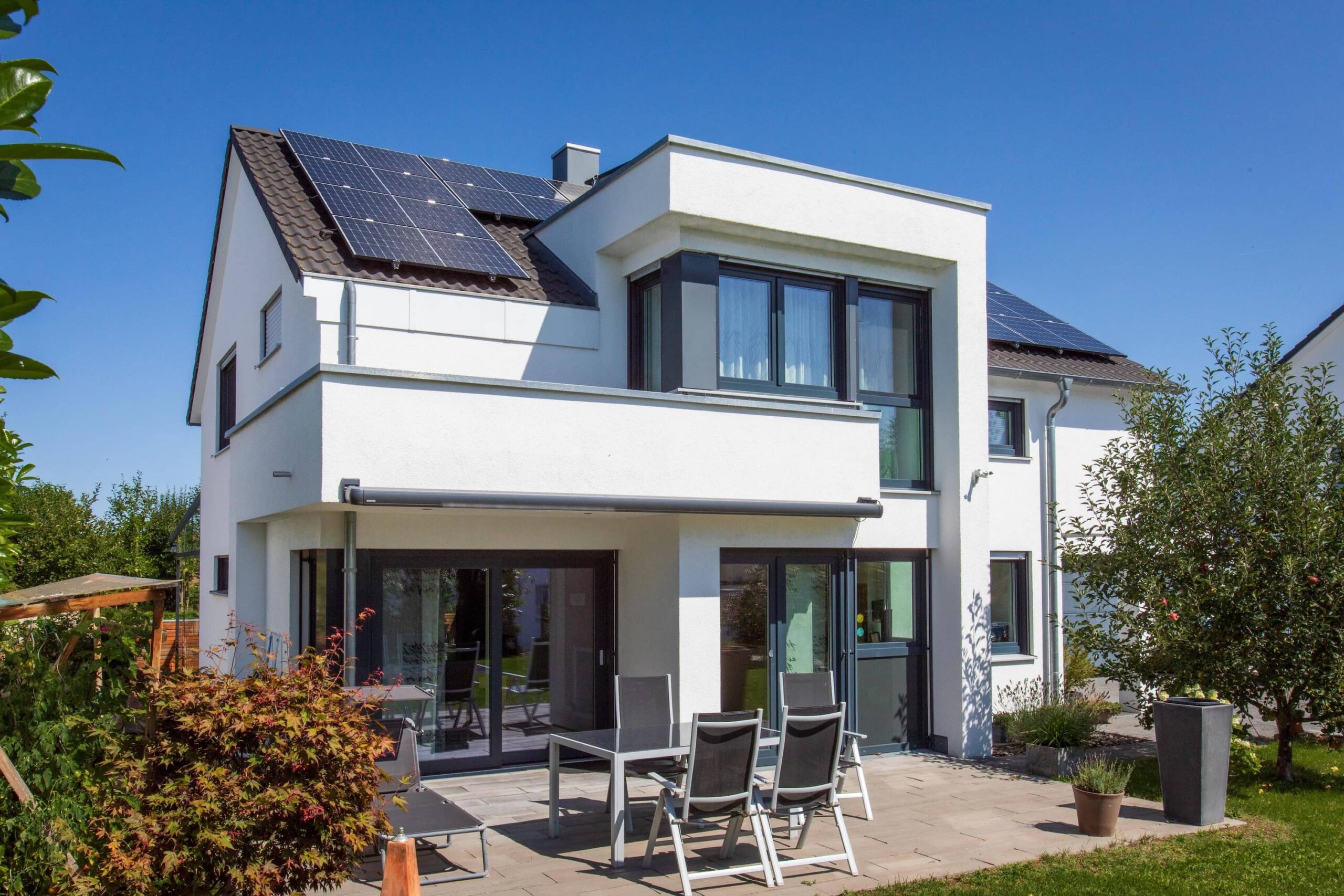 Einfamilienhaus mit Balkon und Solaranlage in Herrenberg